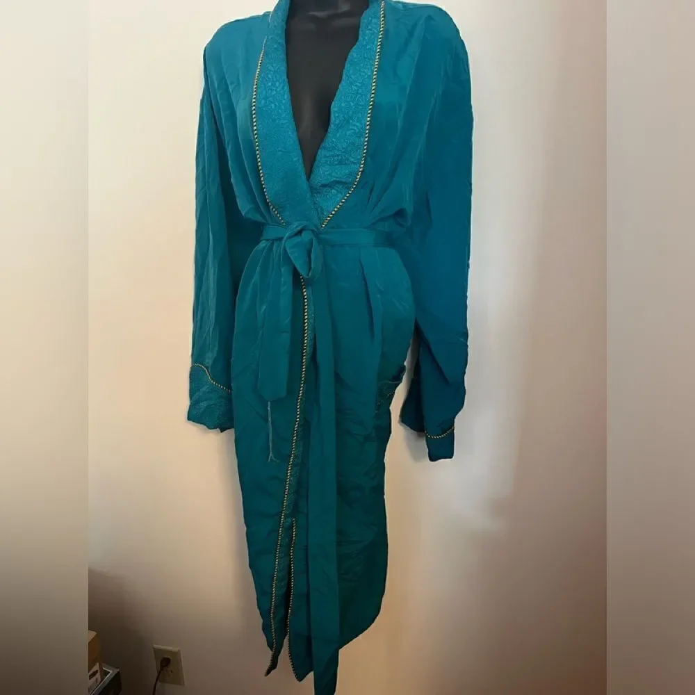 Vintage Victoria’s Secret Robe